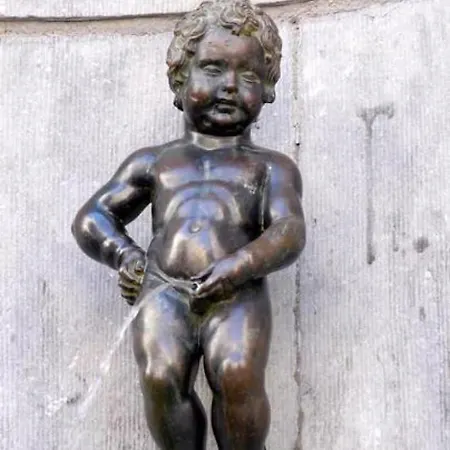 Station 64 B1 Charleroi-airport بيت للعطل شارلروا